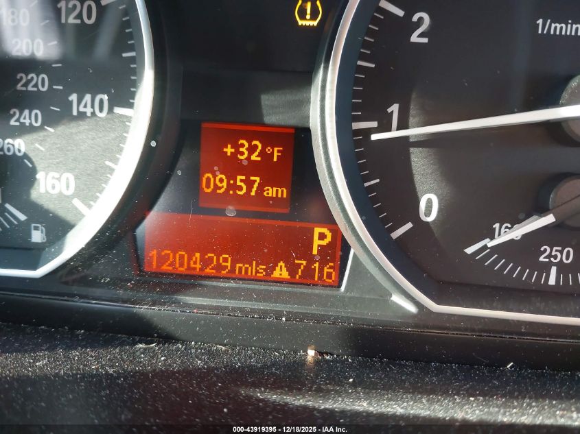 2011 BMW 135I VIN: WBAUN7C5XBVM24971 Lot: 43919395