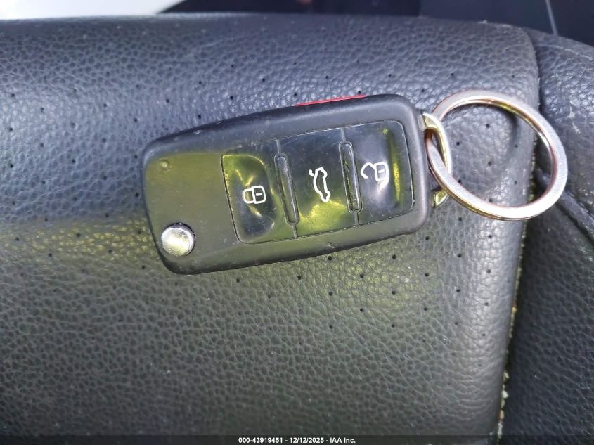 2016 Volkswagen Tiguan R-Line/S/Se/Sel VIN: WVGBV7AX4GW539271 Lot: 43919451