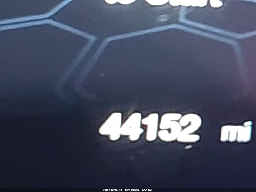 2018 Jeep Compass Latitude 4X4 VIN: 3C4NJDBB8JT117175 Lot: 43919478