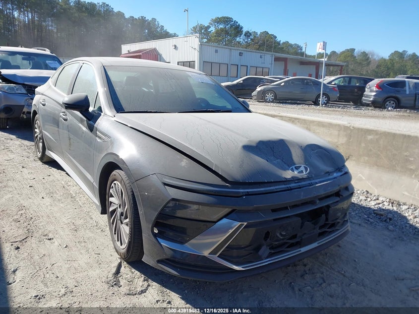2024 Hyundai Sonata Hybrid Limited