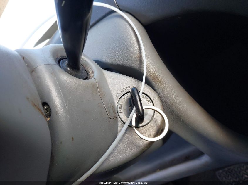 2001 Toyota Echo VIN: JTDBT123410134850 Lot: 43919585