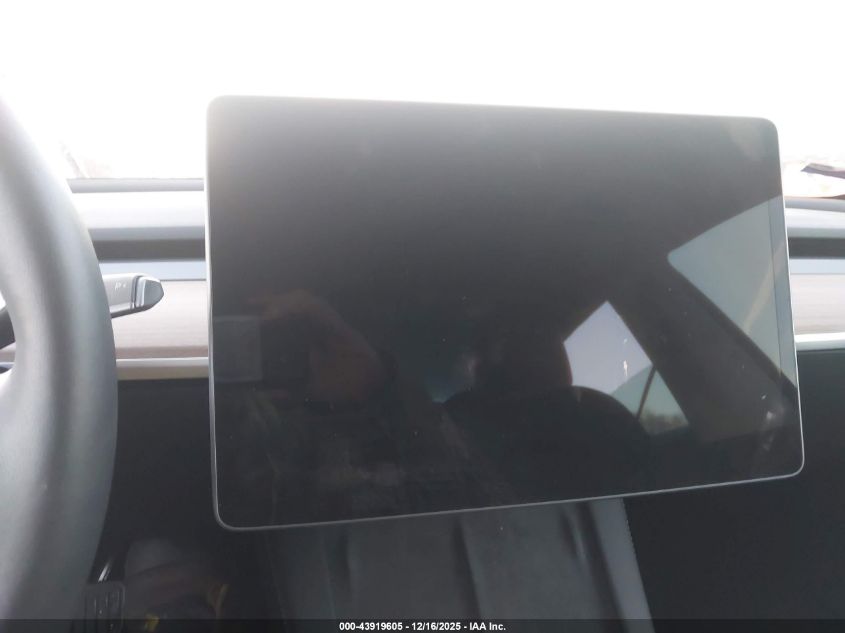 2023 Tesla Model 3 Rear-Wheel Drive VIN: 5YJ3E1EA7PF555920 Lot: 43919605