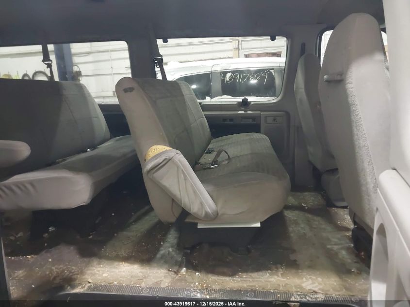 2002 Ford E-350 Super Duty Xl/Xlt VIN: 1FBNE31L22HA39599 Lot: 43919617