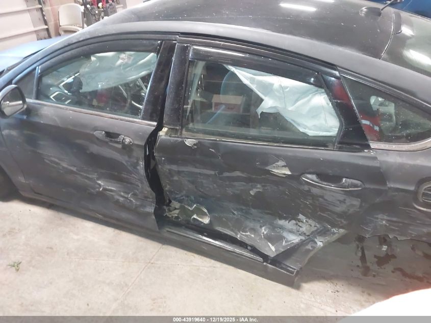 2016 Ford Fusion S VIN: 3FA6P0G70GR222630 Lot: 43919640