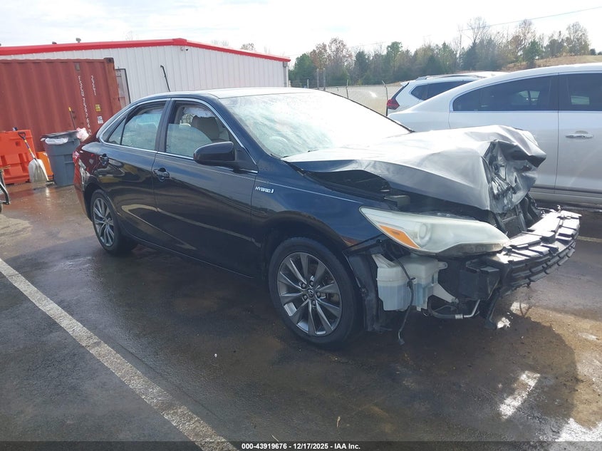 2015 Toyota Camry Hybrid Xle
