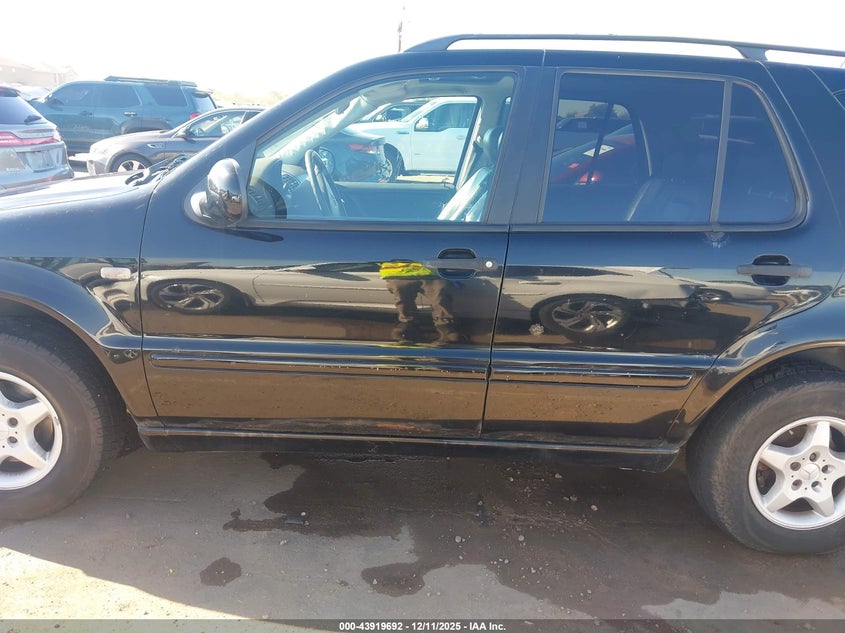 2001 Mercedes-Benz Ml 320 VIN: 4JGAB54E81A223881 Lot: 43919692