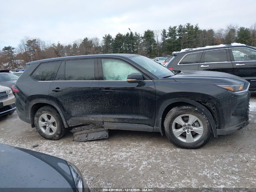 2025 Toyota Grand Highlander Le VIN: 5TDAAAB54SS095386 Lot: 43919820