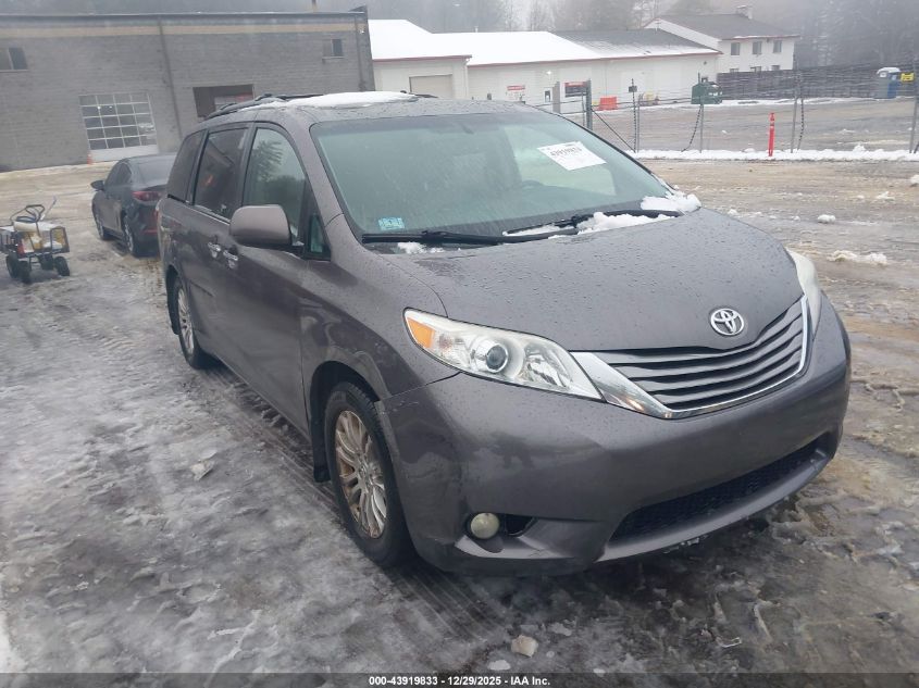 2015 Toyota Sienna