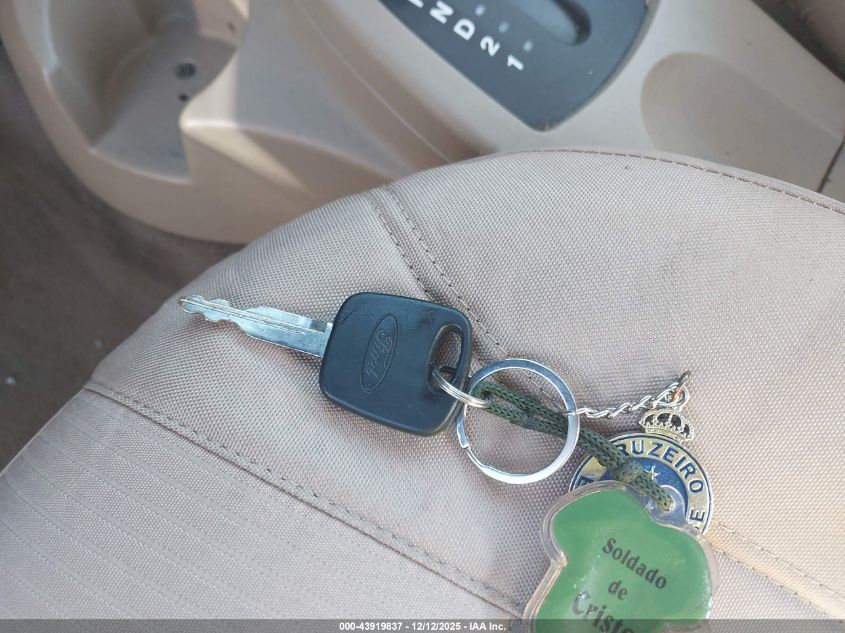 2004 Ford Focus Se VIN: 1FAFP34384W203738 Lot: 43919837