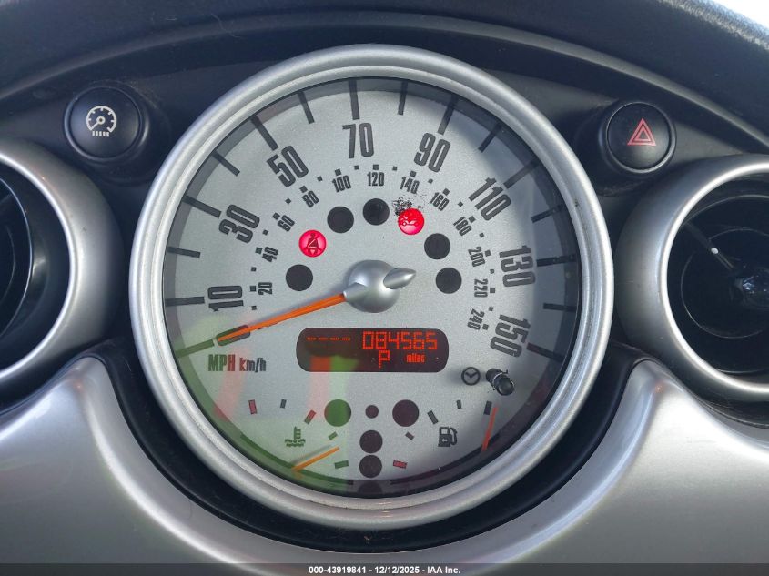 2008 Mini Cooper VIN: WMWRF33578TG18649 Lot: 43919841