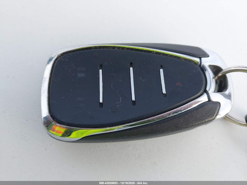 2019 Chevrolet Cruze Lt VIN: 1G1BE5SM4K7104999 Lot: 43920003