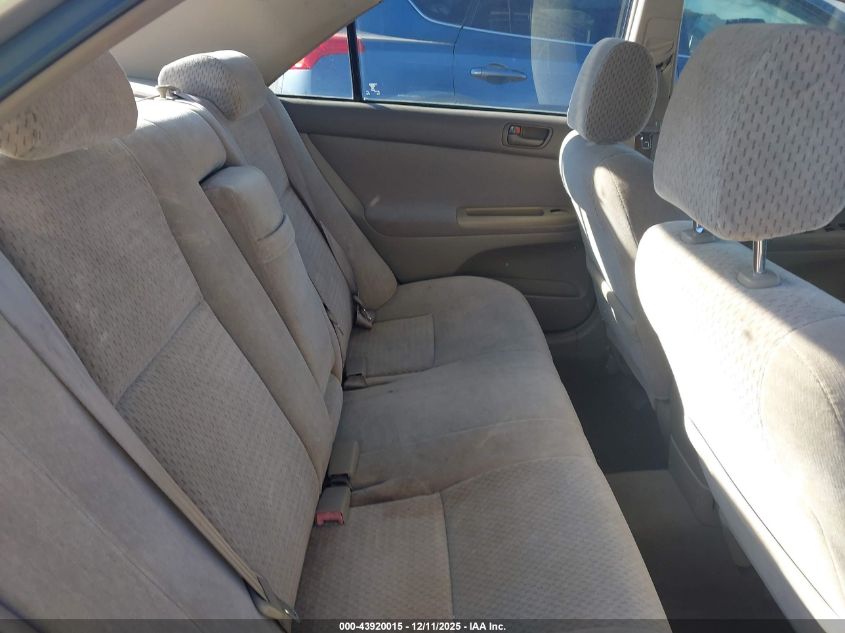 2003 Toyota Camry Le VIN: 4T1BE32K53U689388 Lot: 43920015