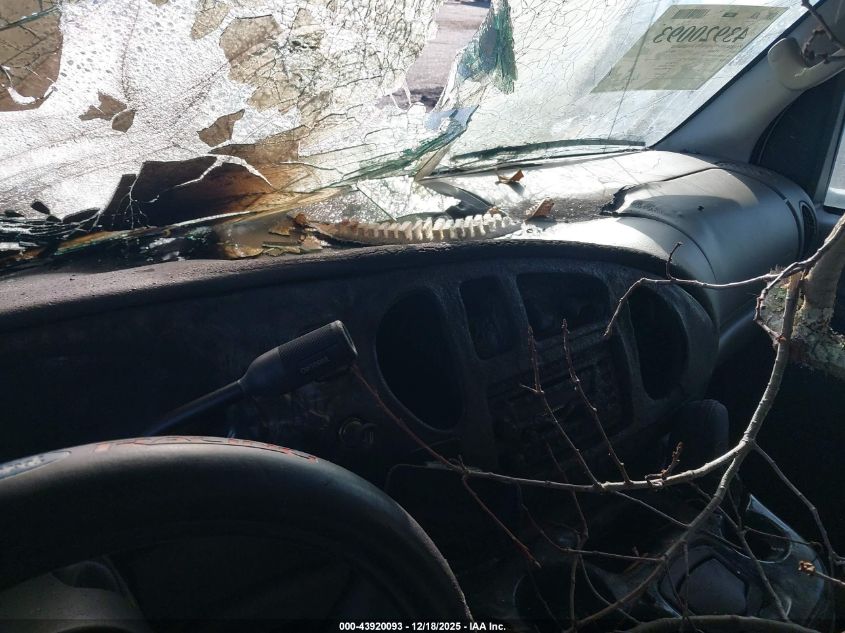 2003 Ford E-450 Cutaway Standard VIN: 1FDXE45S63HB17794 Lot: 43920093