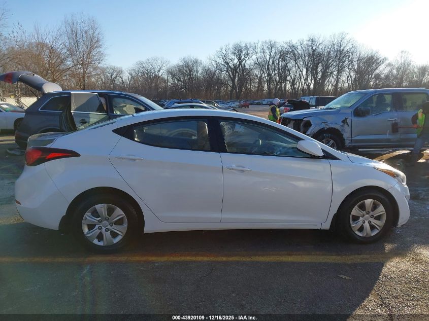 2016 Hyundai Elantra Se VIN: 5NPDH4AE4GH792663 Lot: 43920109