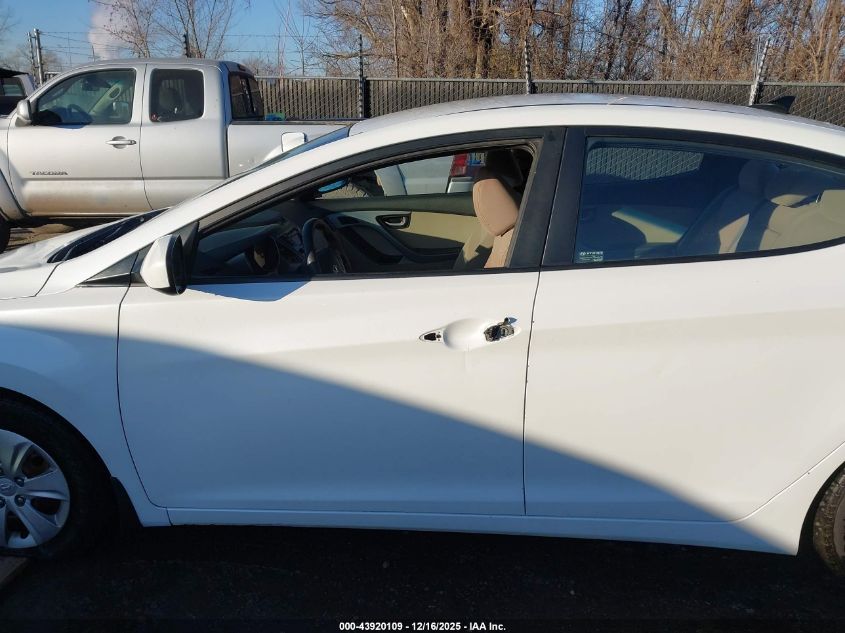 2016 Hyundai Elantra Se VIN: 5NPDH4AE4GH792663 Lot: 43920109