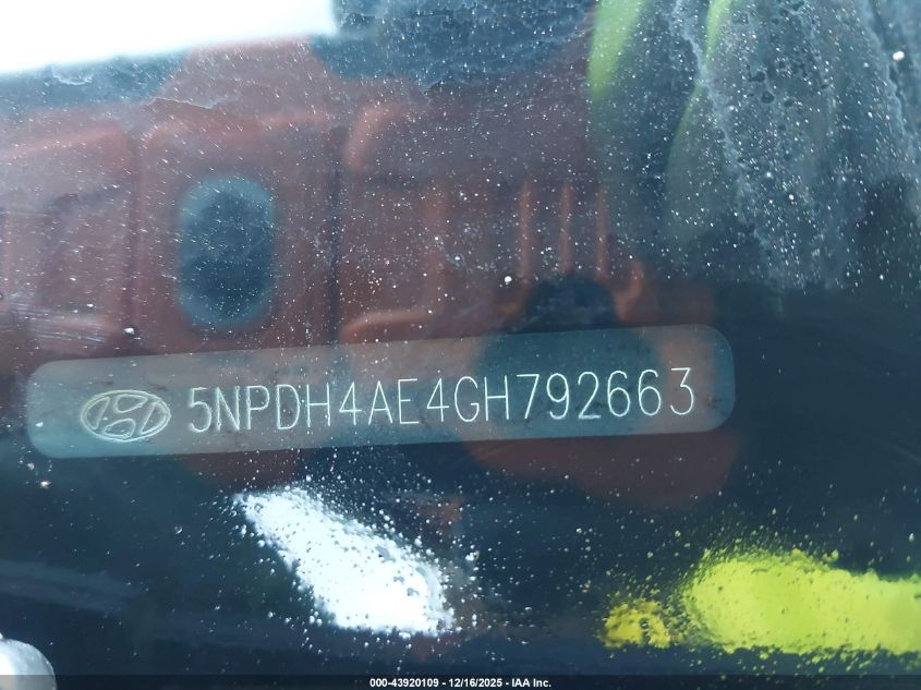 2016 Hyundai Elantra Se VIN: 5NPDH4AE4GH792663 Lot: 43920109