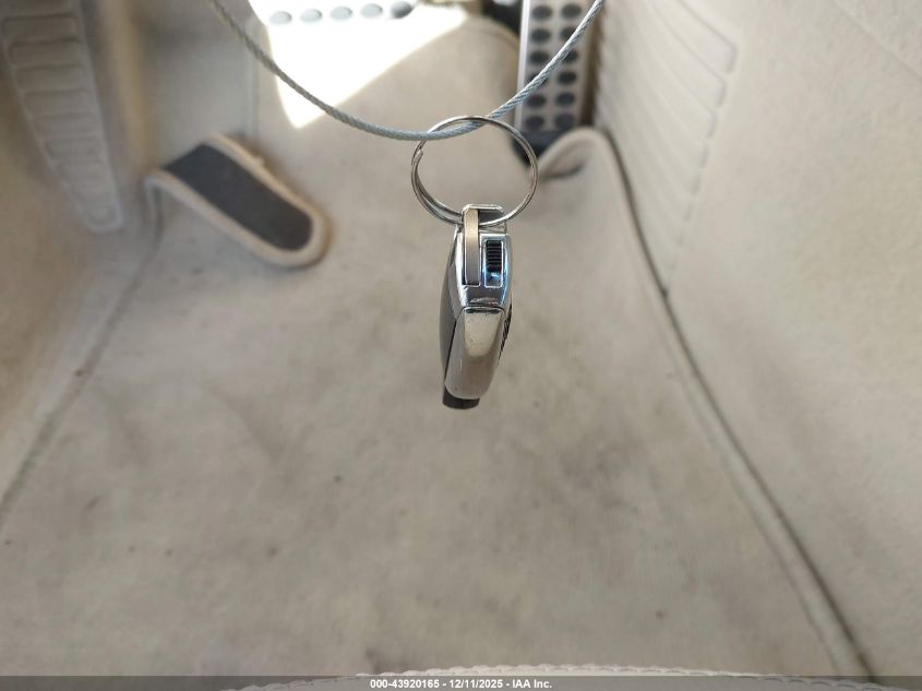 2009 Mercedes-Benz Clk 350 VIN: WDBTJ56H89F264290 Lot: 43920165