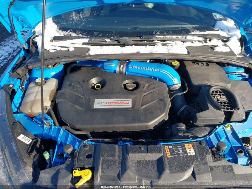 2018 Ford Focus Rs VIN: WF0DP3THXJ4126812 Lot: 43920213