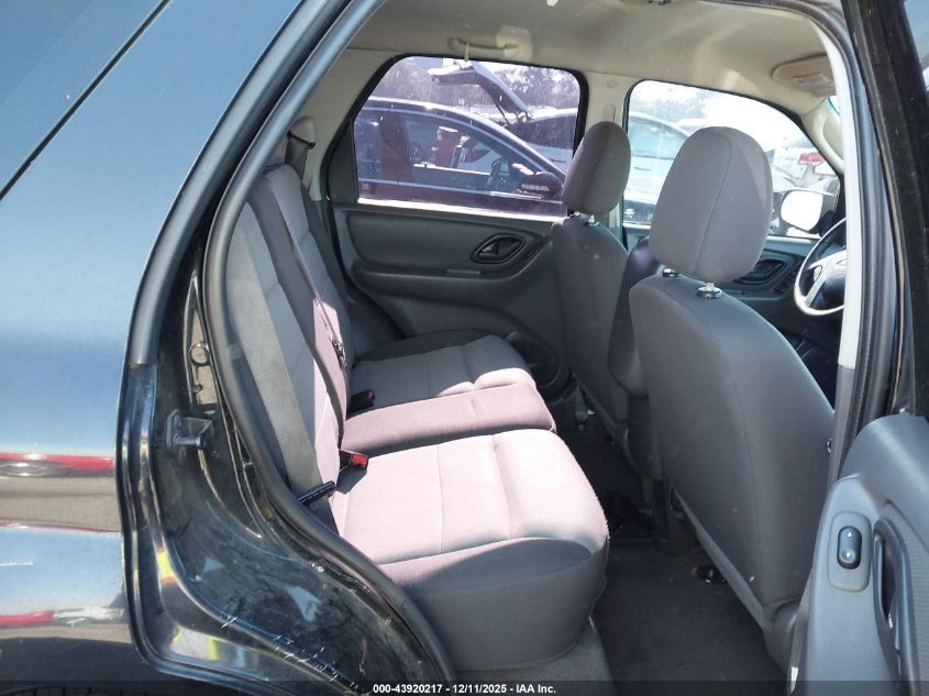 2006 Ford Escape Xls/Xls Manual VIN: 1FMYU02Z76KB33799 Lot: 43920217