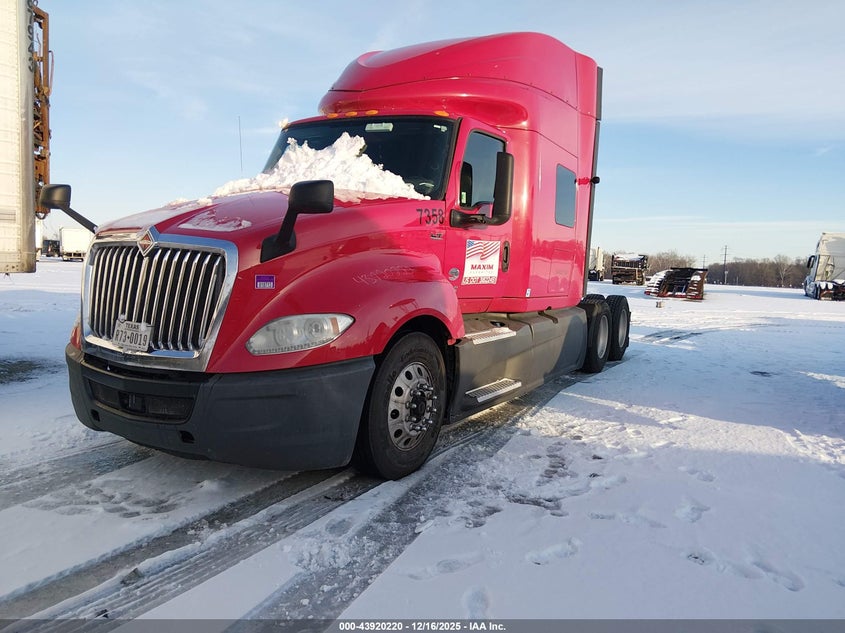 INTERNATIONAL LT 2019 3HSDZAPR1KN311584 Photo 2