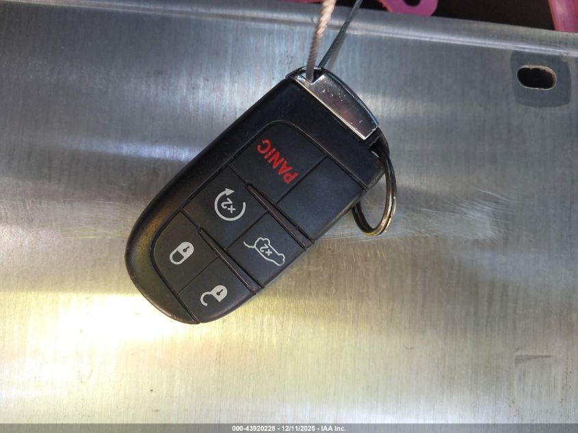 2017 Jeep Grand Cherokee Limited 4X2 VIN: 1C4RJEBG9HC916049 Lot: 43920228