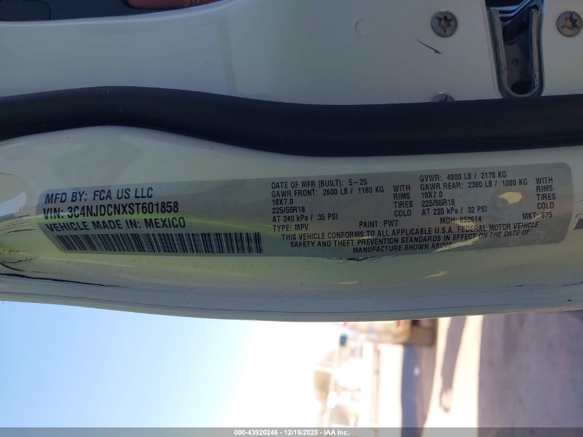 2025 Jeep Compass Limited 4X4 VIN: 3C4NJDCNXST601858 Lot: 43920246