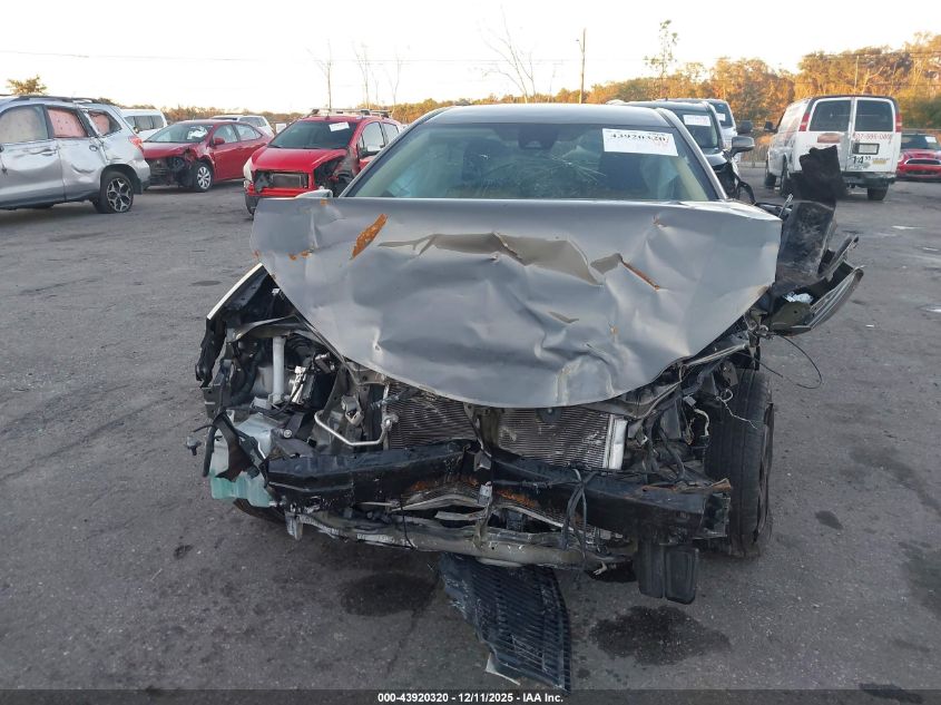 2019 Toyota Corolla Le VIN: 2T1BURHE8KC199759 Lot: 43920320