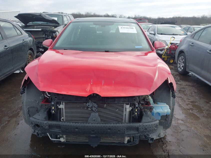 2017 Volkswagen Golf Tsi S 4-Door/Tsi Wolfsburg Edition 4-Door VIN: 3VW117AU7HM075019 Lot: 43920380