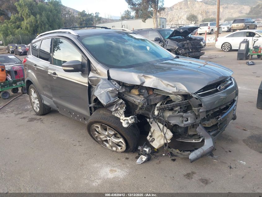 FORD ESCAPE TITANIUM