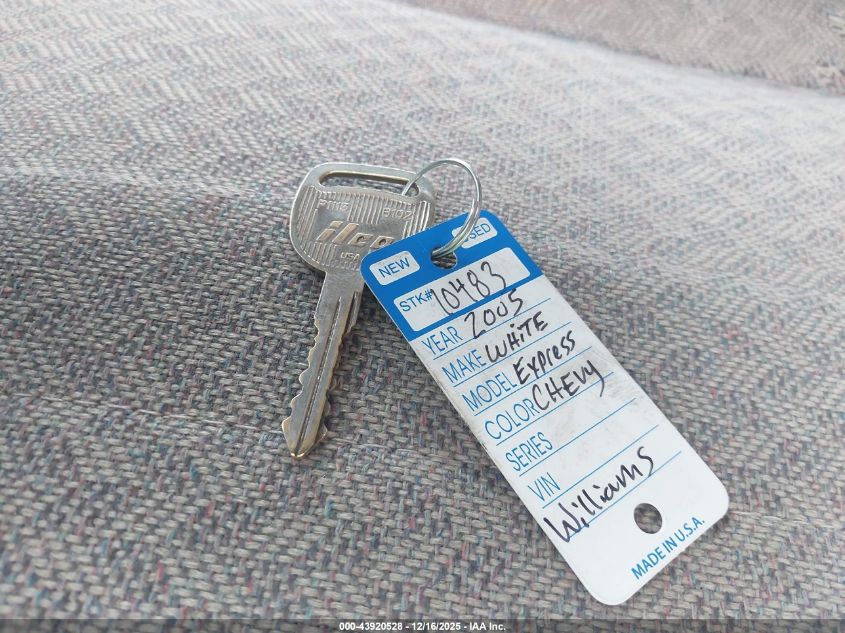 2005 Chevrolet Express VIN: 1GAHG39UX51198862 Lot: 43920528