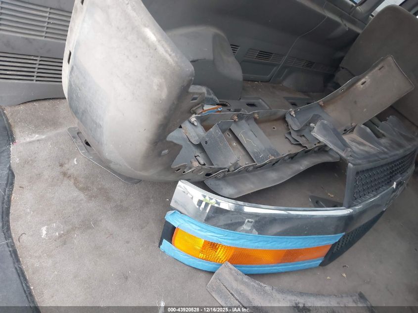 2005 Chevrolet Express VIN: 1GAHG39UX51198862 Lot: 43920528