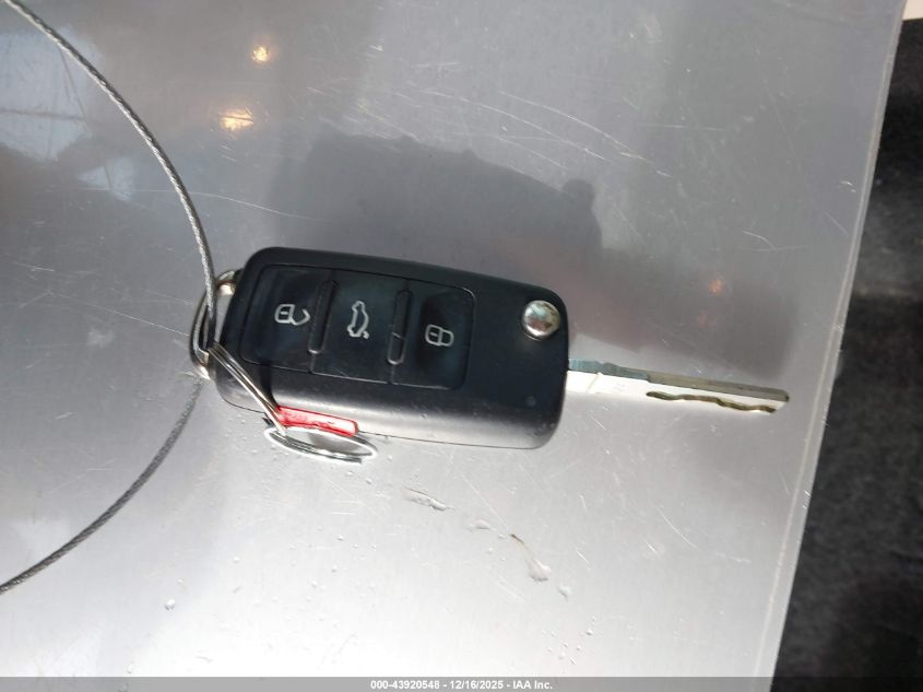 2016 Volkswagen Tiguan S VIN: WVGBV7AX0GW587009 Lot: 43920548