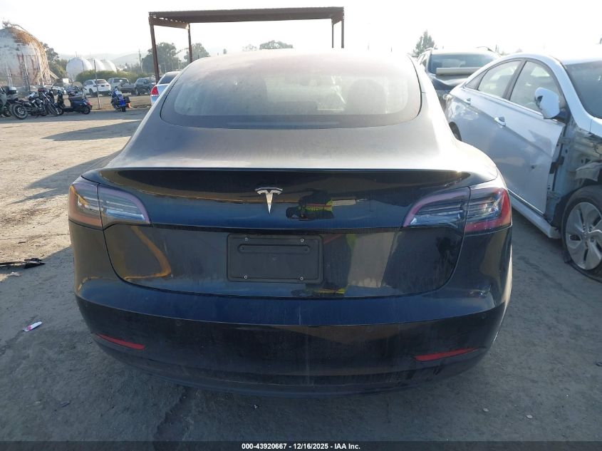 2018 Tesla Model 3 Long Range/Mid Range VIN: 5YJ3E1EA0JF165765 Lot: 43920667