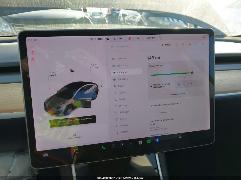 2018 Tesla Model 3 Long Range/Mid Range VIN: 5YJ3E1EA0JF165765 Lot: 43920667