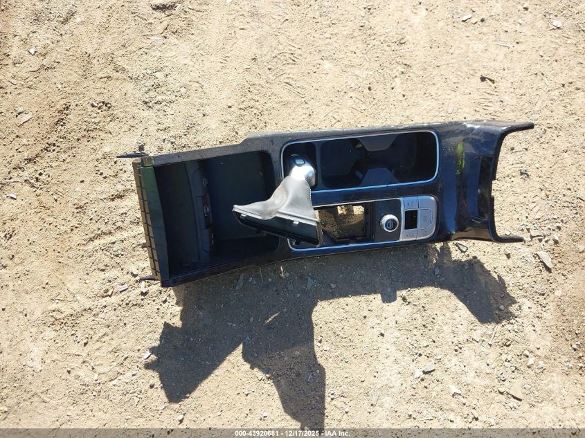 2025 Kia Telluride Lx VIN: 5XYP24GC4SG562898 Lot: 43920681