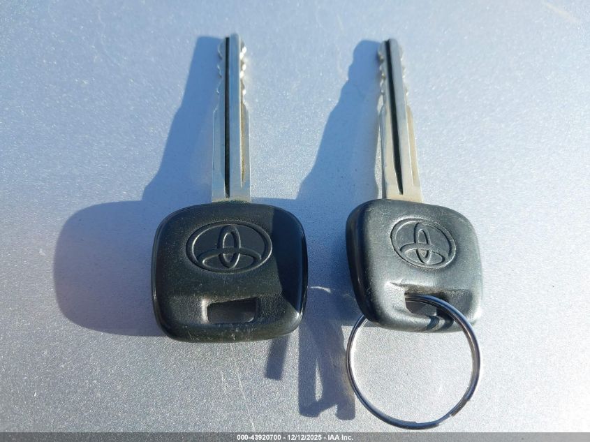 2005 Toyota Camry Le VIN: 4T1BE32K05U085363 Lot: 43920700