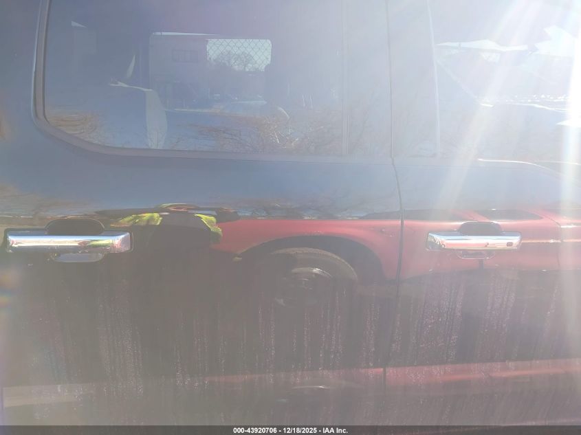 2022 Ford F-150 Xlt VIN: 1FTEW1EP0NKD30586 Lot: 43920706