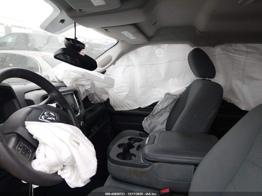 2019 Ram 1500 Classic Tradesman 4X2 6'4 Box