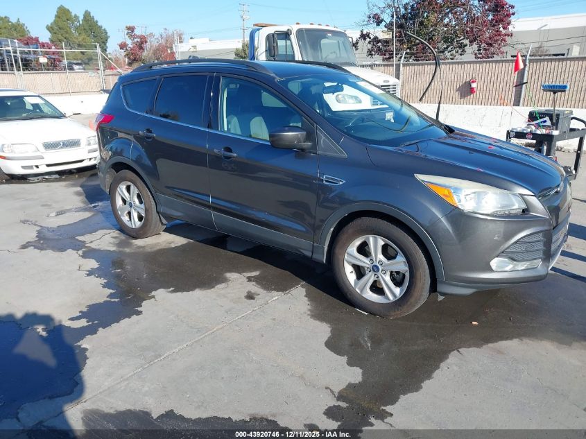 FORD ESCAPE SE