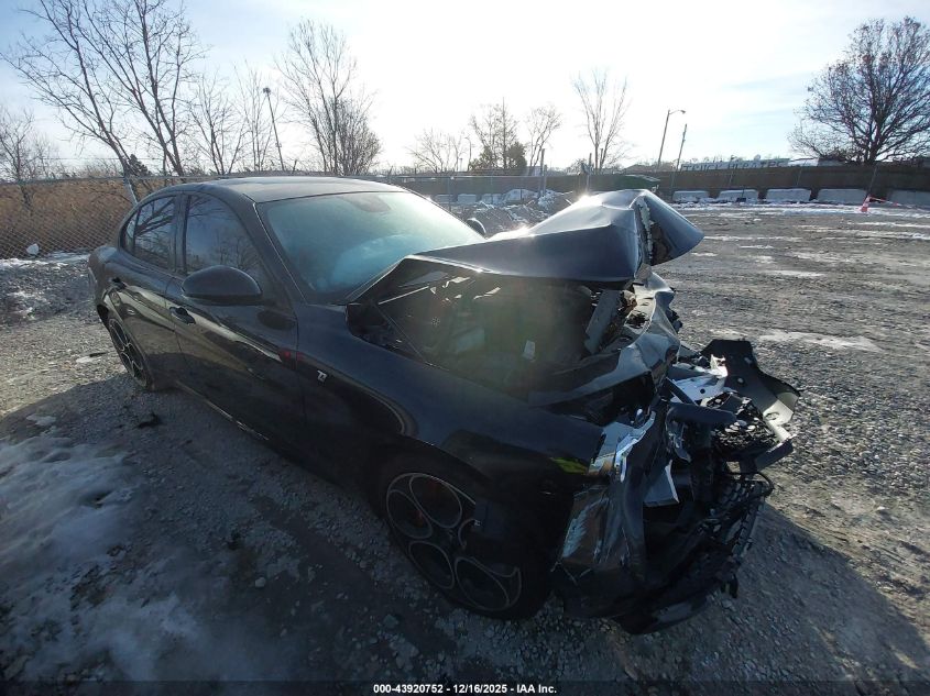 ALFA ROMEO GIULIA TI AWD