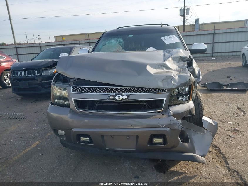 2009 Chevrolet Suburban 1500 Ltz VIN: 1GNFC36079R247381 Lot: 43920770
