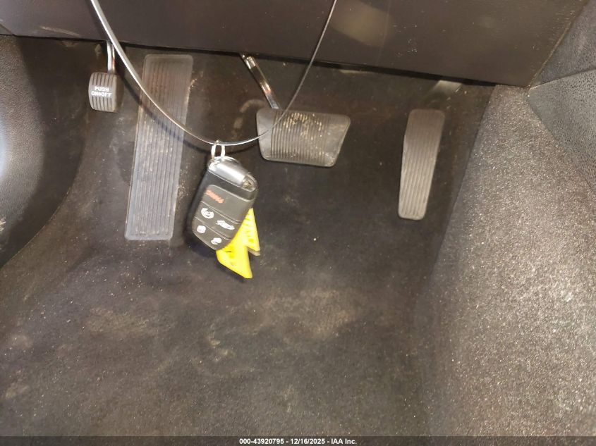 2023 Chrysler 300 Touring L VIN: 2C3CCADG4PH706898 Lot: 43920795