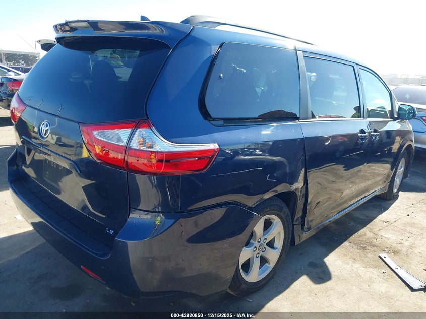 2019 Toyota Sienna Le 8 Passenger