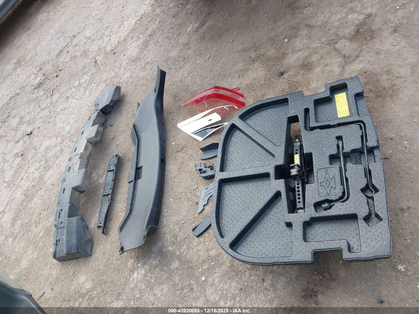 2013 Toyota Avalon Hybrid Xle Touring VIN: 4T1BD1EB3DU002073 Lot: 43920855