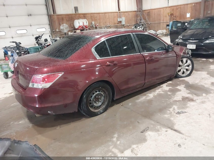 Honda ACCORD — thumbnail 4
