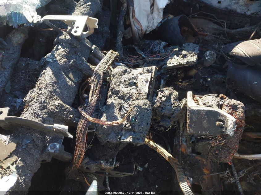 2017 Chevrolet Camaro 1Ss VIN: 1G1FE1R7XH0139820 Lot: 43920952