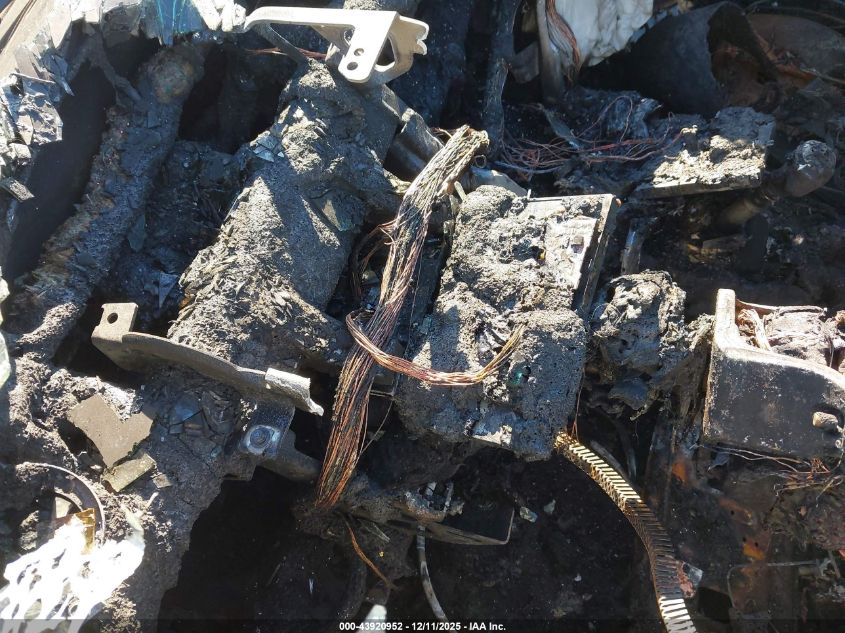 2017 Chevrolet Camaro 1Ss VIN: 1G1FE1R7XH0139820 Lot: 43920952