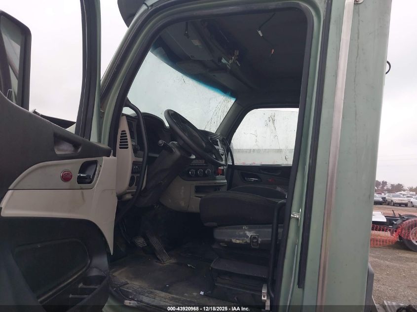 2023 Peterbilt 579 VIN: 1XPBA48X8PD799784 Lot: 43920968