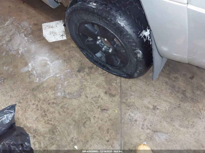 2003 Toyota 4Runner Limited V8 VIN: JTEBT17R538000751 Lot: 43920969