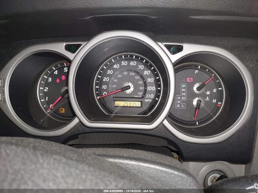 2003 Toyota 4Runner Limited V8 VIN: JTEBT17R538000751 Lot: 43920969